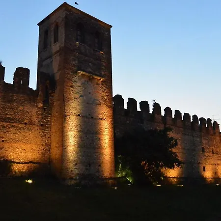 Trilocale Torre Dell'orologio 拉齐塞